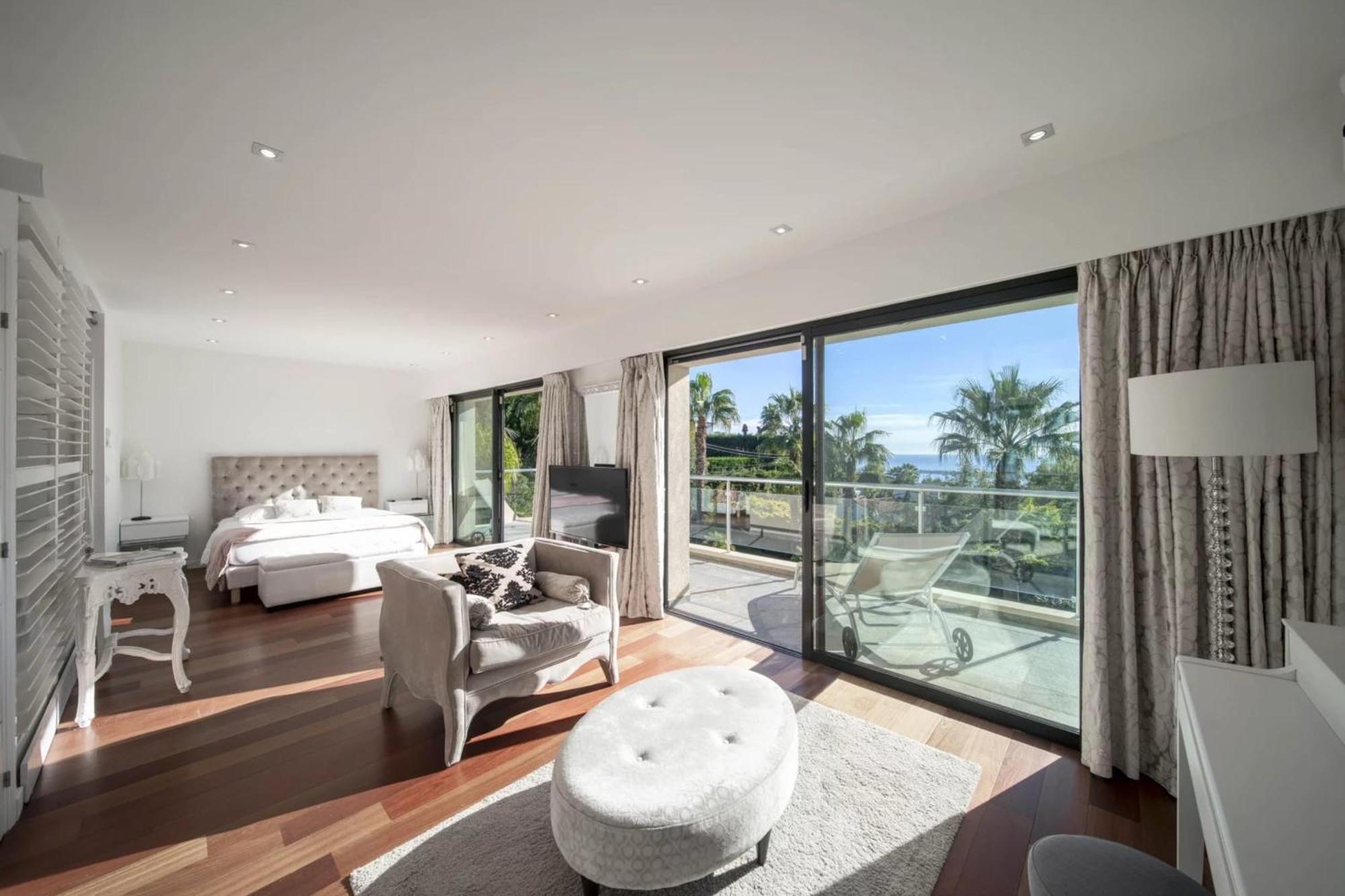 Ref 2156 - - For Rent * Cannes